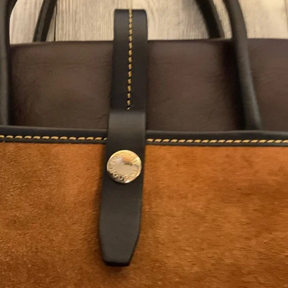 Dooney & Bourke Large Suede Verona Elisa Satchel in Brown Honey - Picture 4 of 6